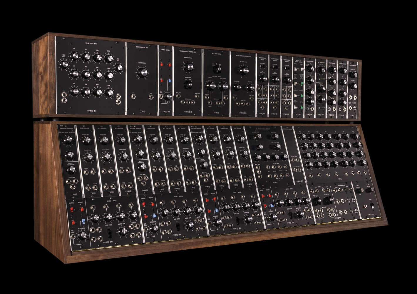 Moog synthesizer store iiic